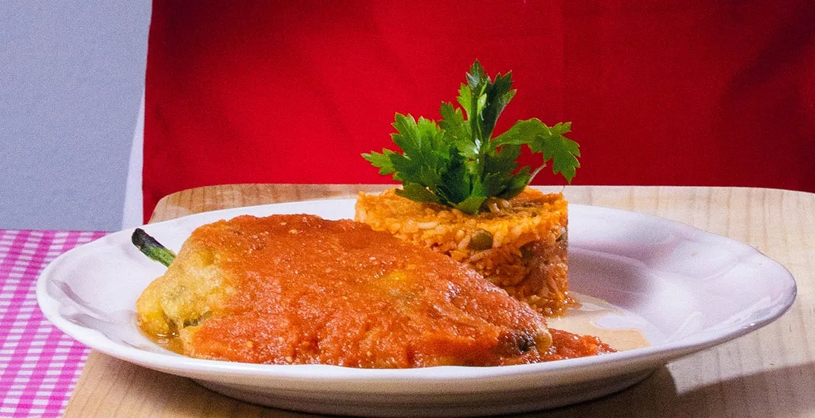 Chile relleno con Atún